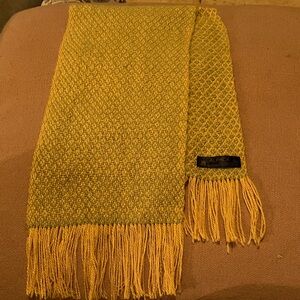 Alpaca Jarka maze and avocado green Woven Scarf